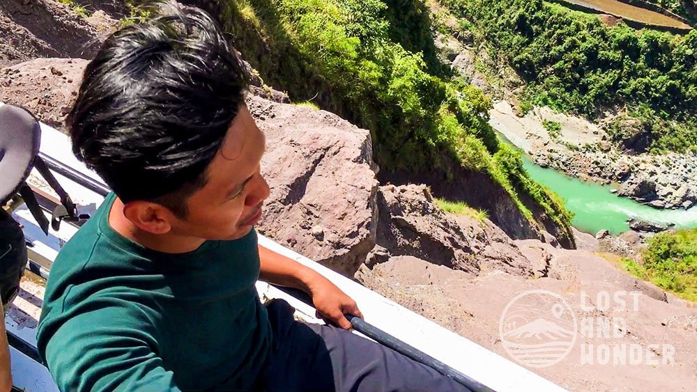 Dangerous cliff going to Bontoc