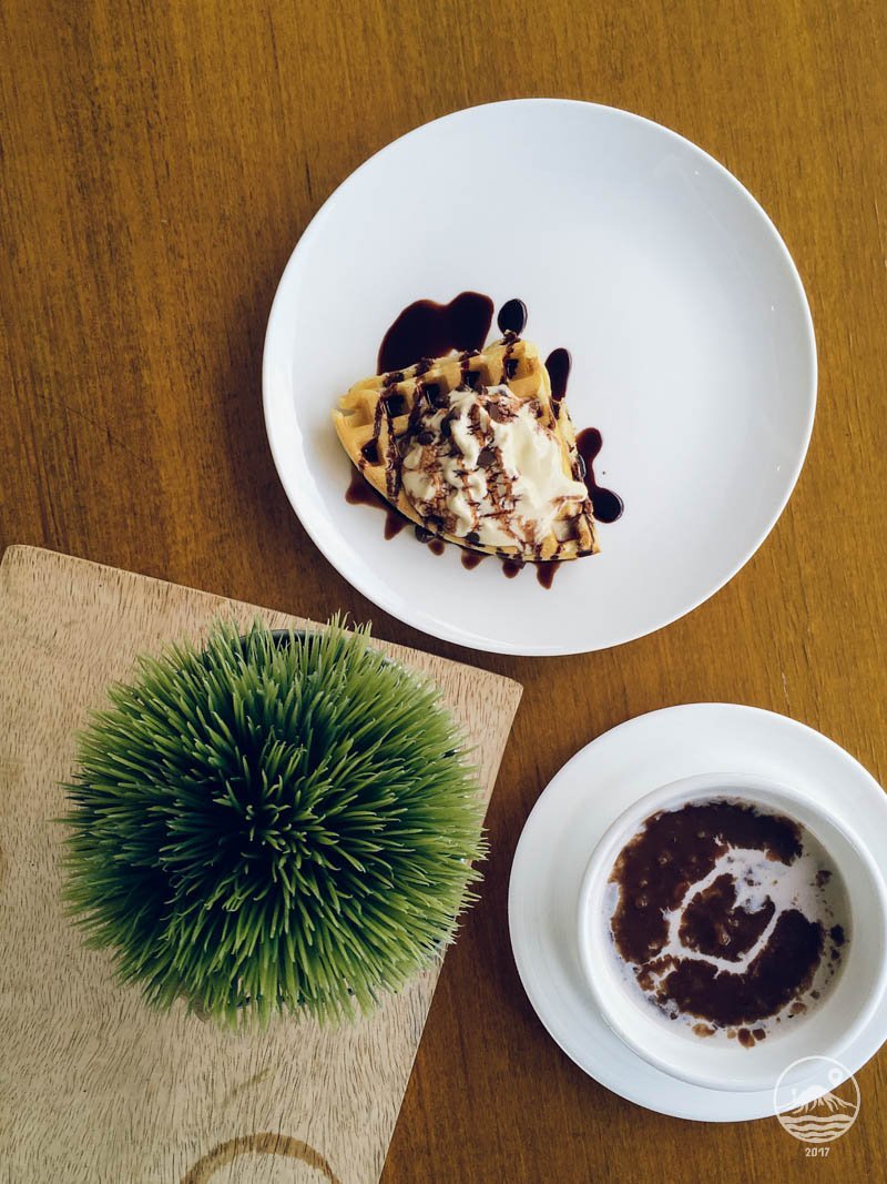 Photo of Cafe Dominique Quezon City breakfast waffles with chocolate porridge