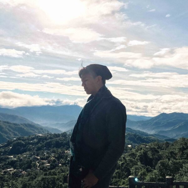 Photo of a tourist in Mines View Park Baguio City